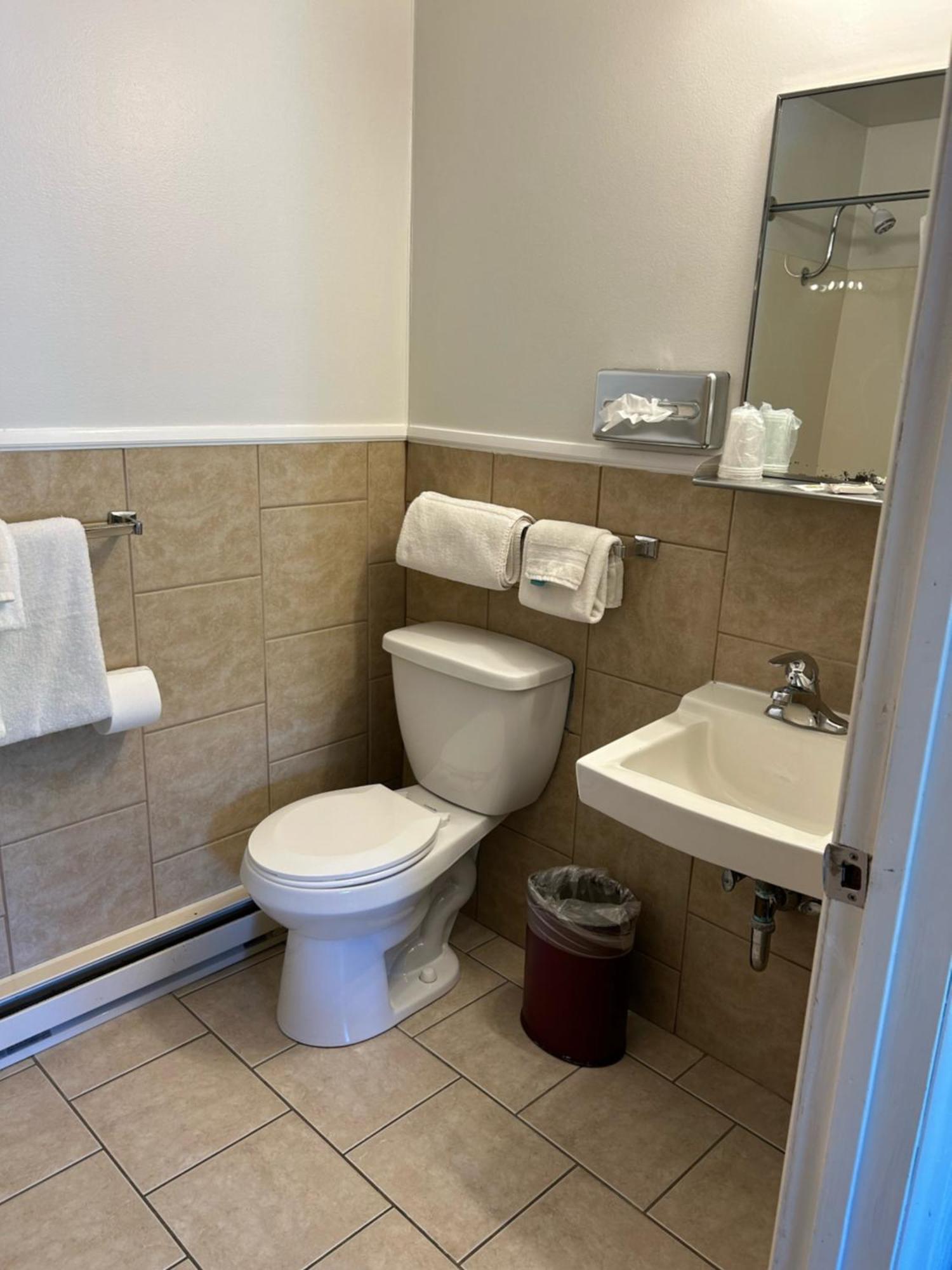Redwood Arms Motel Paonia Экстерьер фото