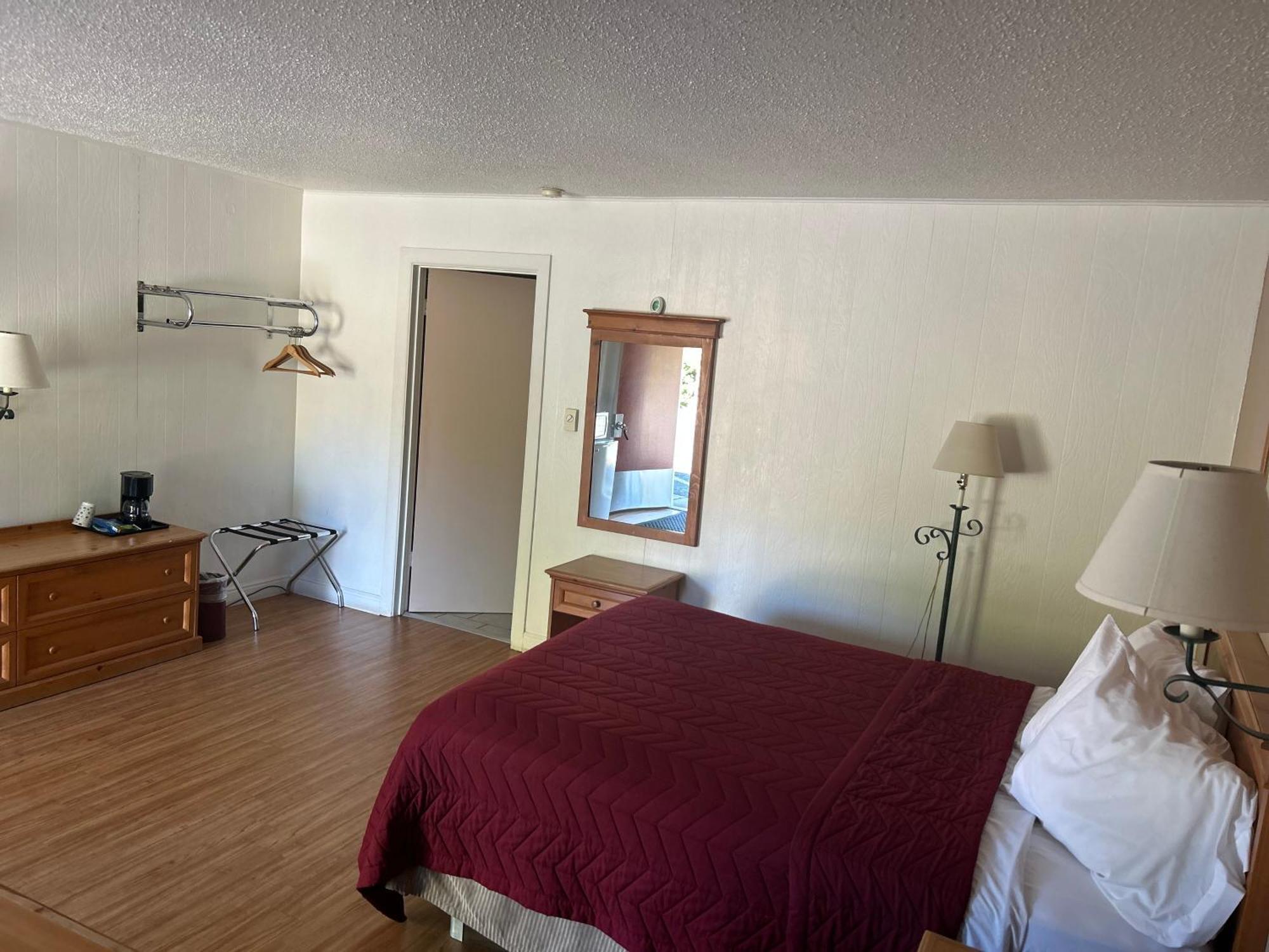 Redwood Arms Motel Paonia Экстерьер фото