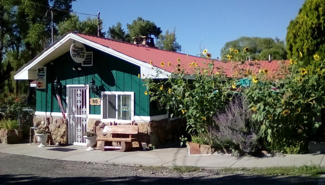 Redwood Arms Motel Paonia Экстерьер фото