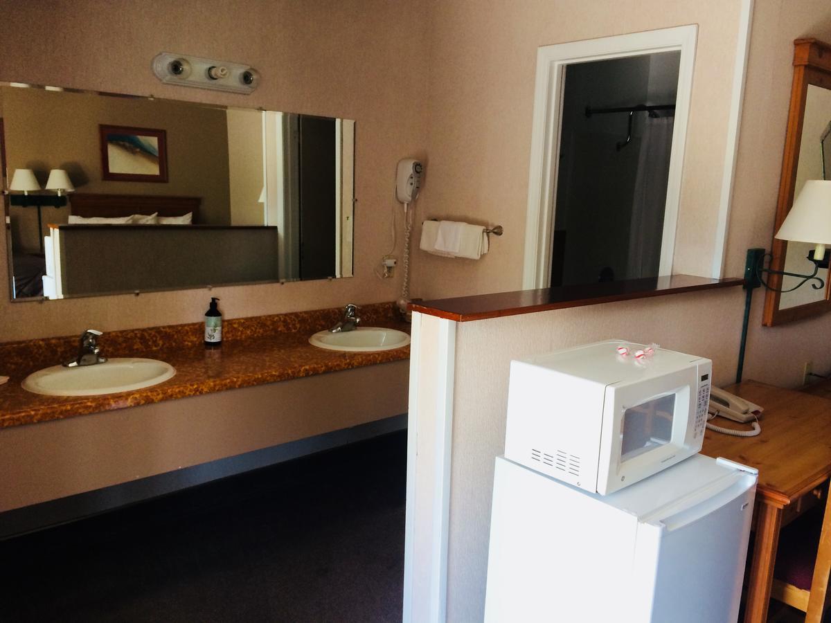 Redwood Arms Motel Paonia Экстерьер фото
